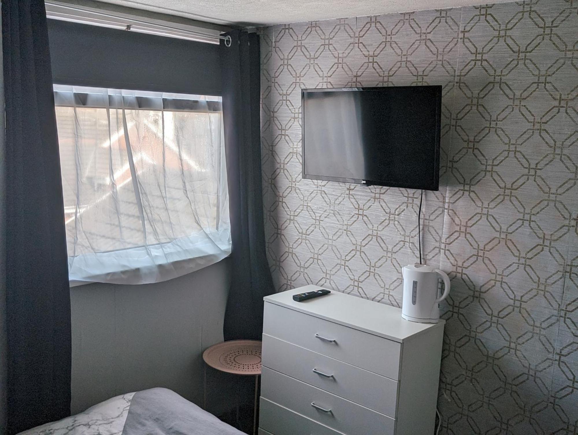 Bed and Breakfast Wonky Towers Blackpool Esterno foto