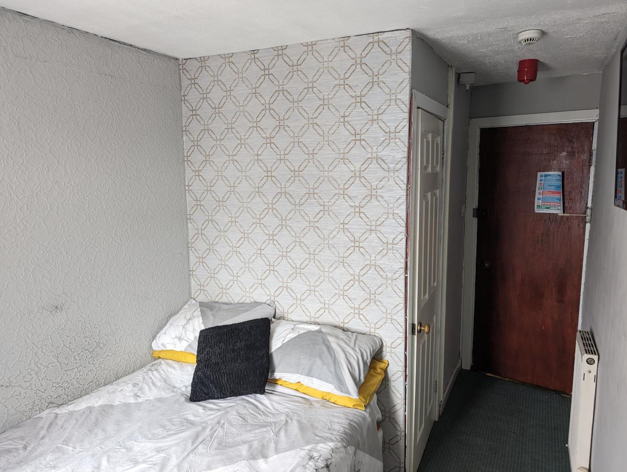 Bed and Breakfast Wonky Towers Blackpool Esterno foto